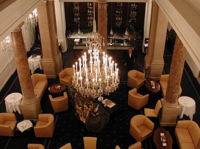 Ambassador Vienna, Wien – Foyer & Empfang 2