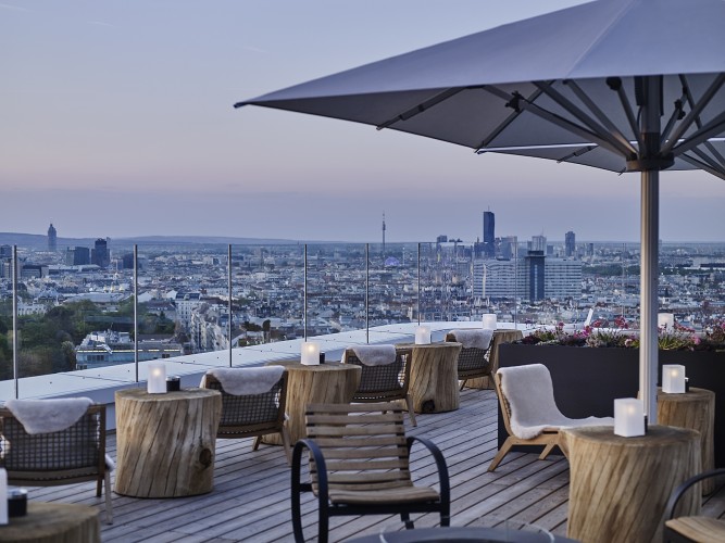 Aurora Rooftop Bar, Wien – Terrasse & Garten 2